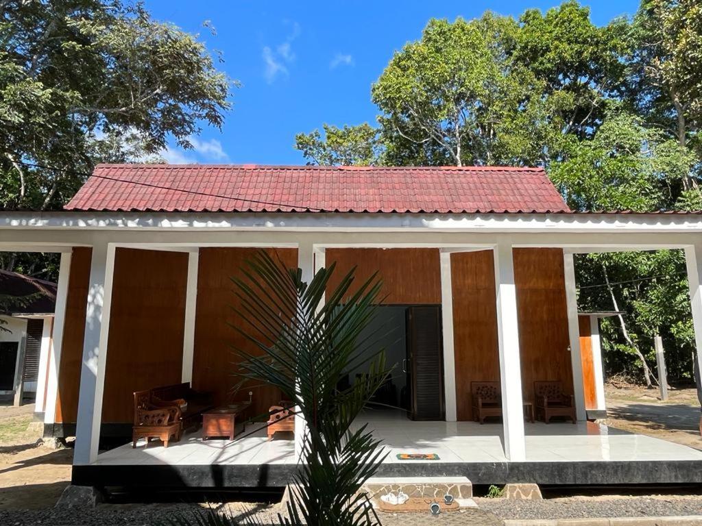 Capital O 92612 Penginapan D'Alas Purwo & Beachnearpadang Savana Sadengan Banyuwangi  Εξωτερικό φωτογραφία