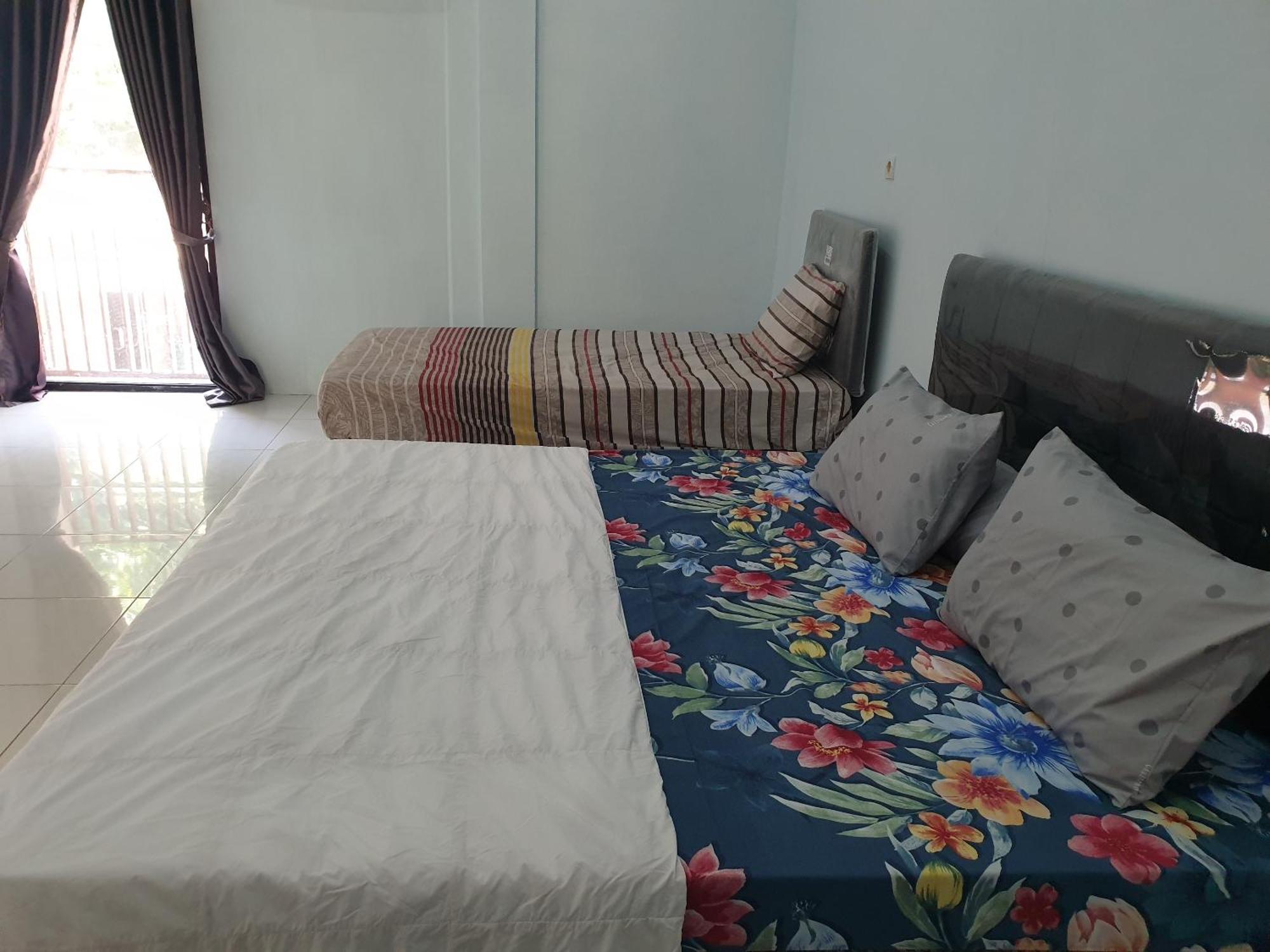 Capital O 92612 Penginapan D'Alas Purwo & Beachnearpadang Savana Sadengan Banyuwangi  Εξωτερικό φωτογραφία